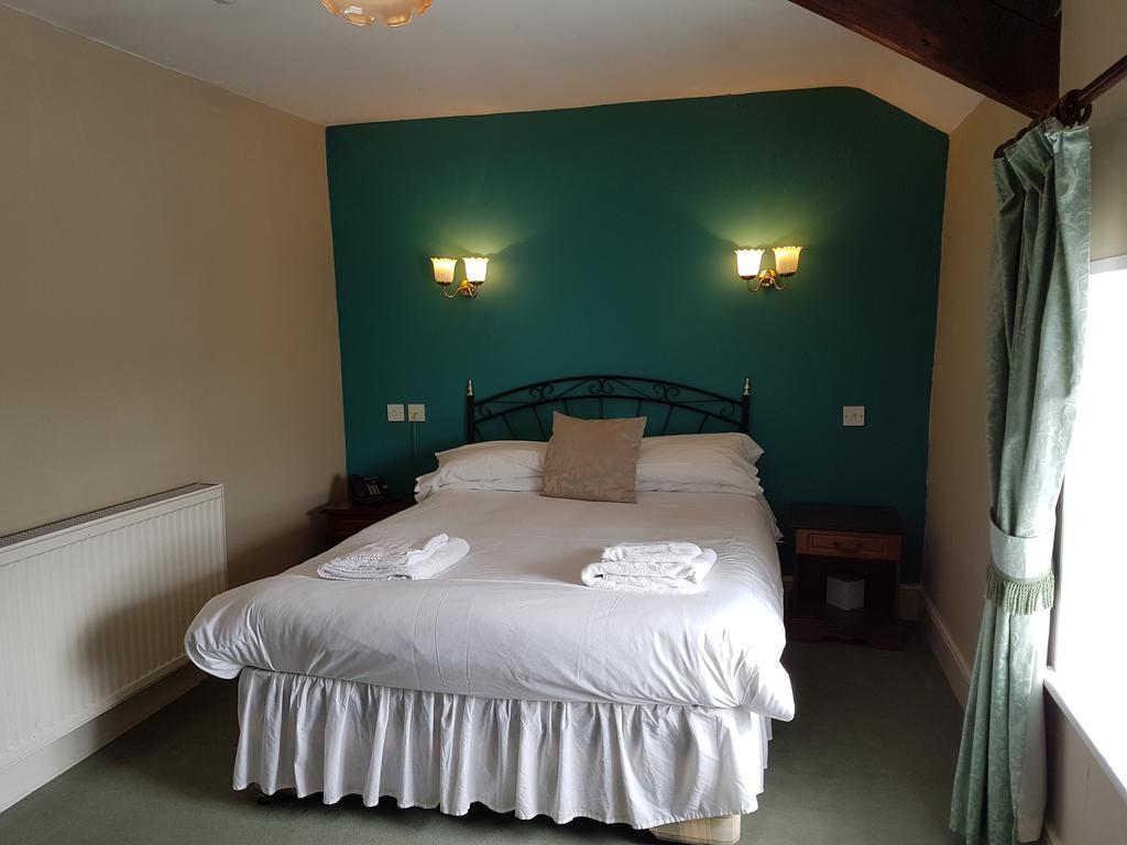 The Black Lion Royal Hotel Lampeter Pokój zdjęcie
